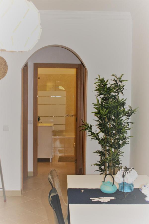 Casa Camoes, Near Airport, 4Km Faro Beach Apartment Exterior photo